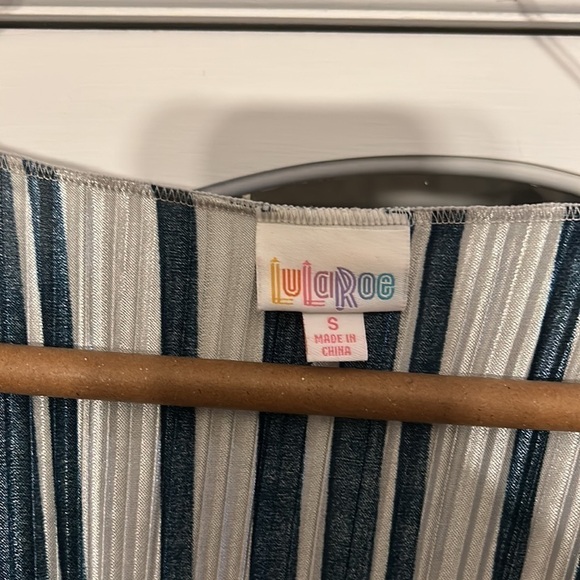 LulaRoe duster sweater, coverup, long vest - Picture 2 of 6